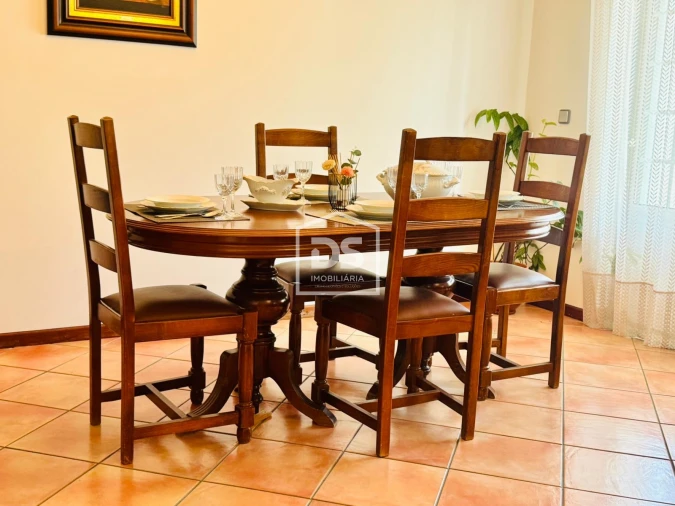 Moradia T4 para Venda em Guarda Foto 13