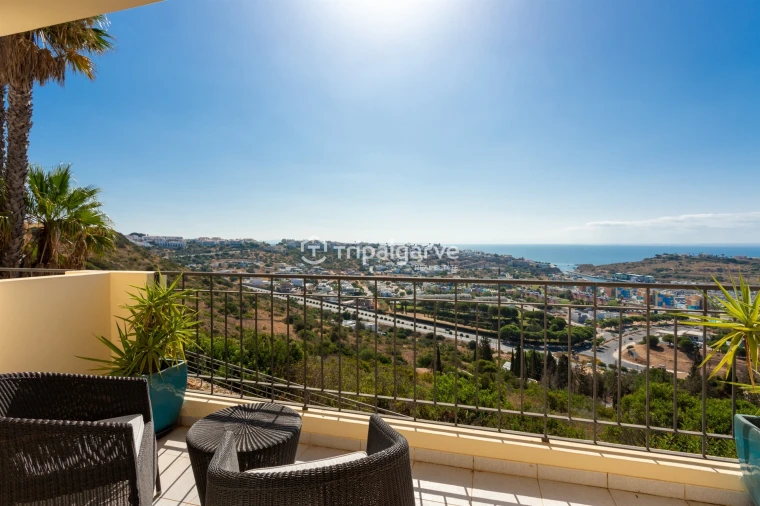 Moradia T4 para Venda em Albufeira e Olhos de Água Foto 27