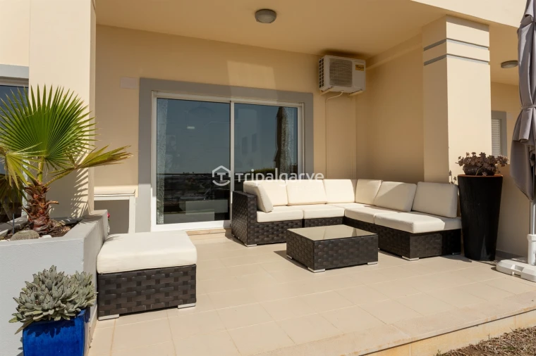 Moradia T4 para Venda em Albufeira e Olhos de Água Foto 5