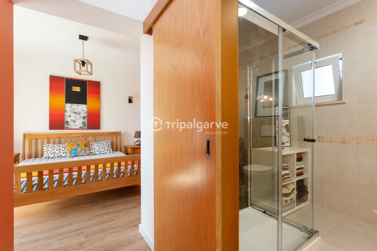 Moradia T4 para Venda em Albufeira e Olhos de Água Foto 18