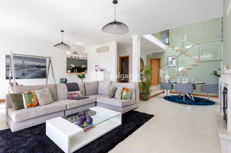 Moradia T4 para Venda em Albufeira e Olhos de Água Foto 15