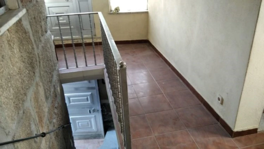 Moradia T3 para Venda em Travanca de Lagos Foto 12