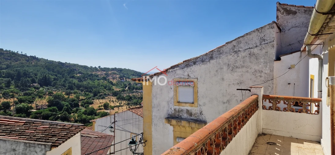 Moradia T3 para Venda em Santiago Maior Foto 21