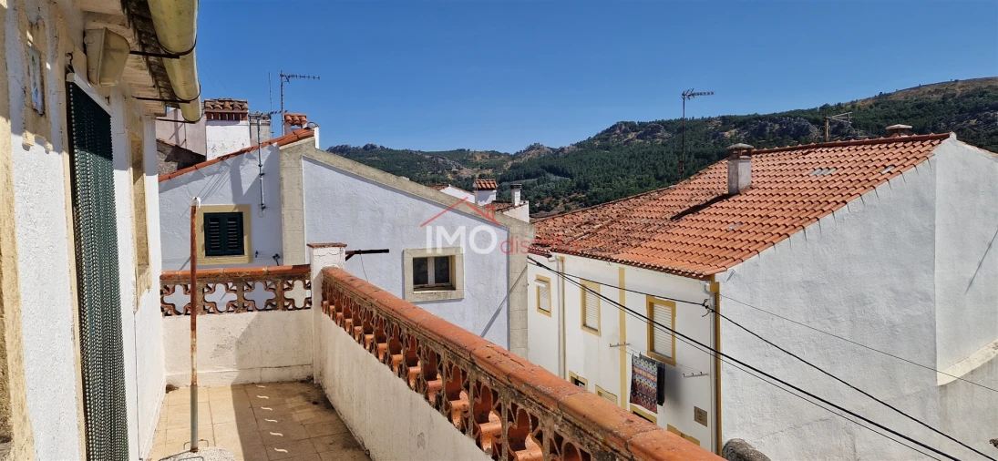 Moradia T3 para Venda em Santiago Maior Foto 20