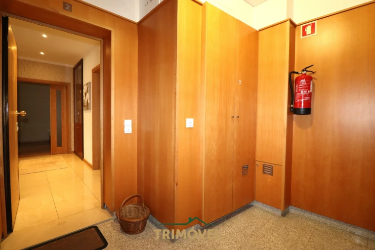 Apartamento T3 para Venda em São João da Madeira Foto 19