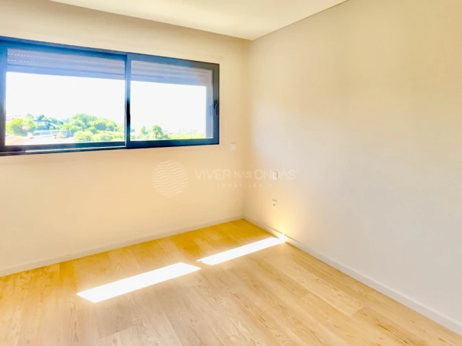 Apartamento T4 para Venda em Fermentões Foto 12