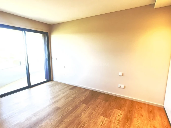 Apartamento T4 para Venda em Fermentões Foto 15