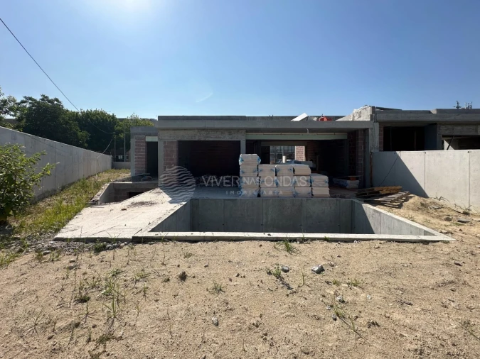 Moradia T3 para Venda em São Vitor (Braga) Foto 2