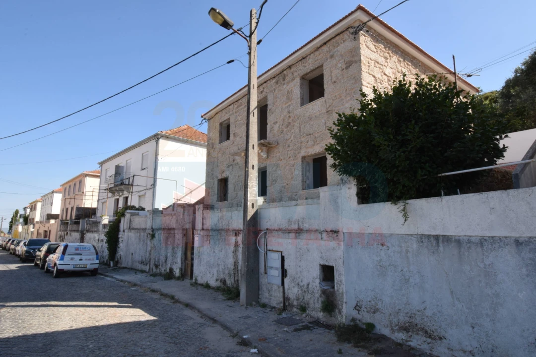 Moradia T6 para Venda em Covilhã e Canhoso Foto 2