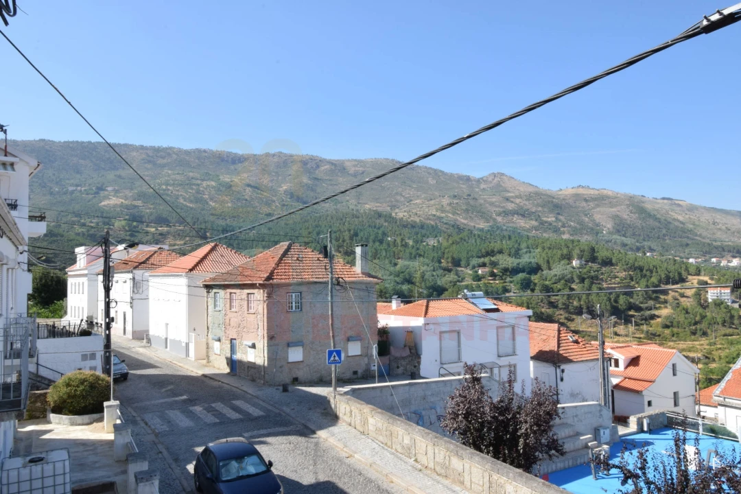 Moradia T6 para Venda em Covilhã e Canhoso Foto 4
