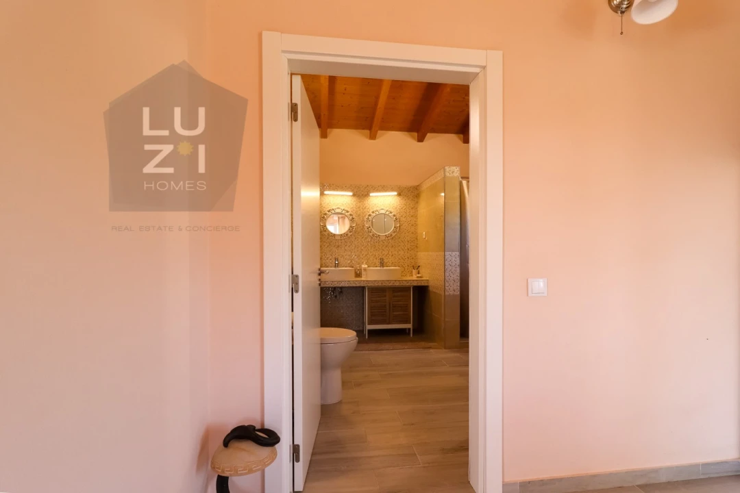 Quinta T10 para Venda em Odiaxere Foto 17