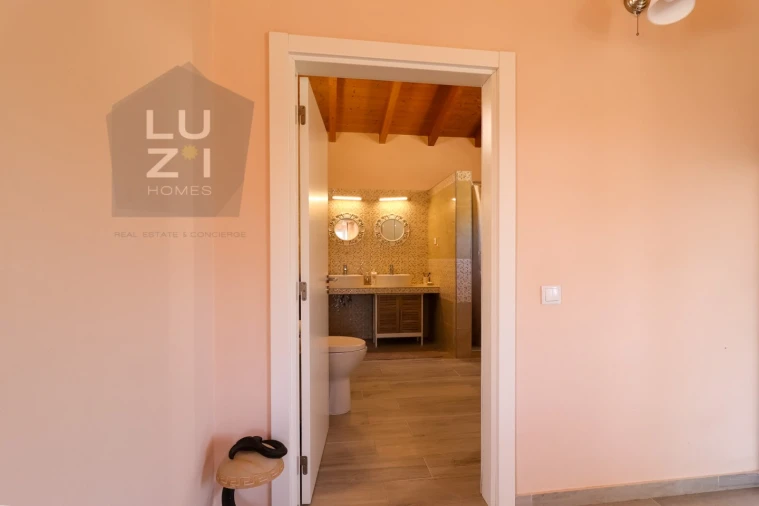 Quinta T10 para Venda em Odiaxere Foto 17