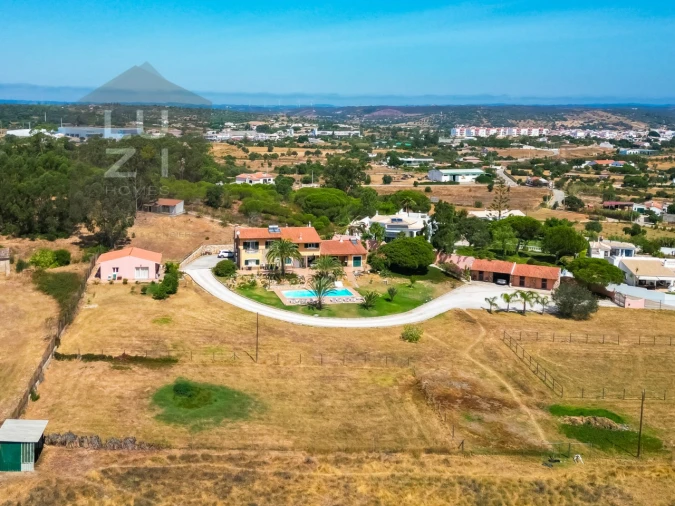 Quinta T10 para Venda em Odiaxere Foto 1