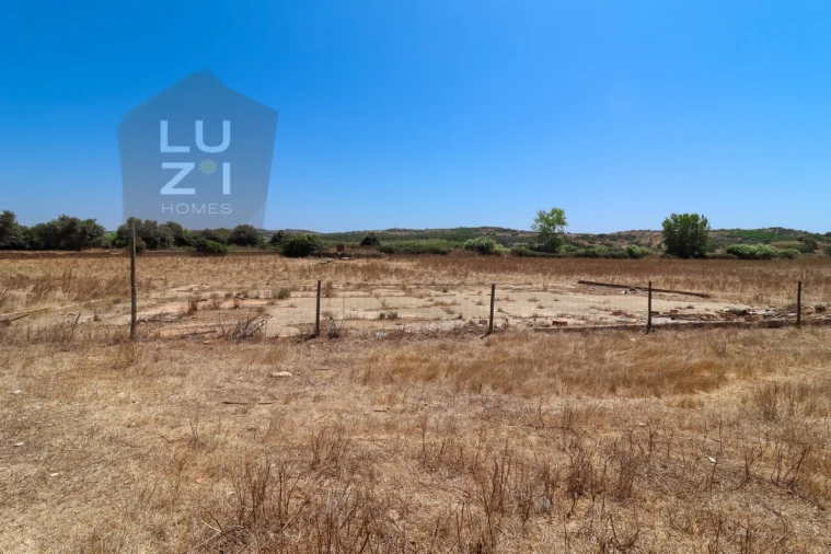 Terreno para Venda em Budens Foto 19