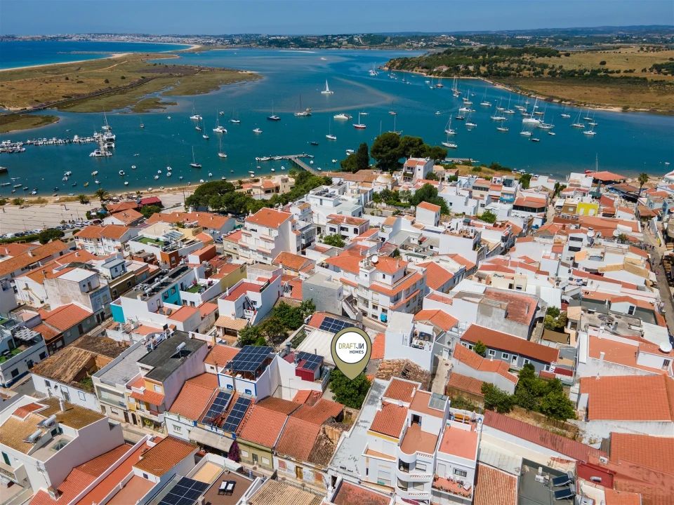 Terreno para Venda em Alvor Foto 1