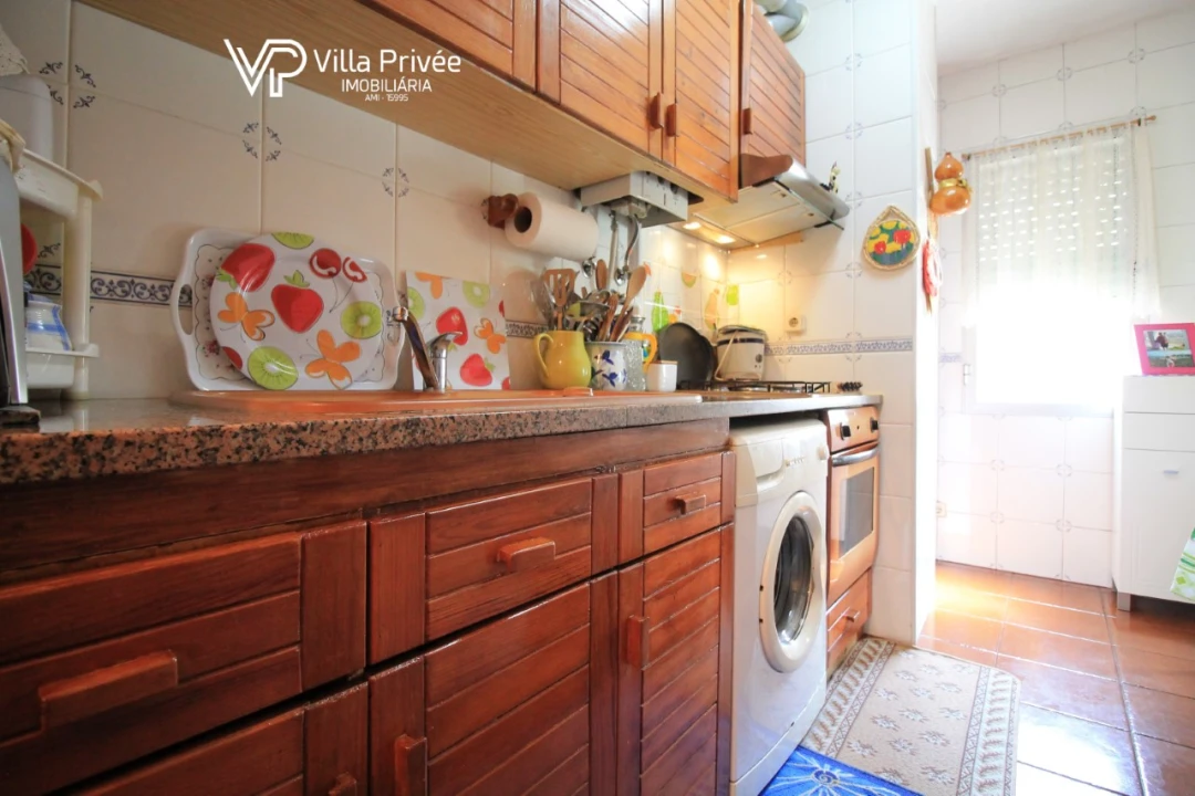 Apartamento T2 para Venda em Santo António dos Cavaleiros e Frielas Foto 6