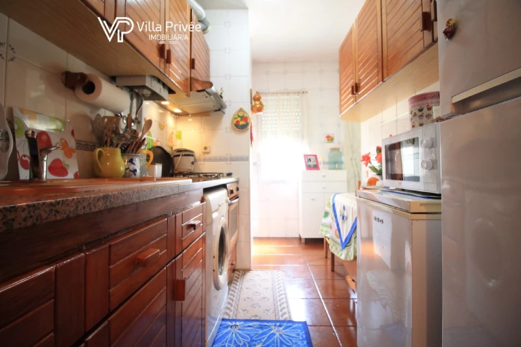 Apartamento T2 para Venda em Santo António dos Cavaleiros e Frielas Foto 7