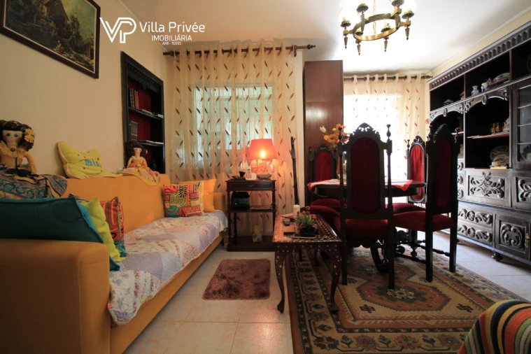 Apartamento T2 para Venda em Santo António dos Cavaleiros e Frielas Foto 10