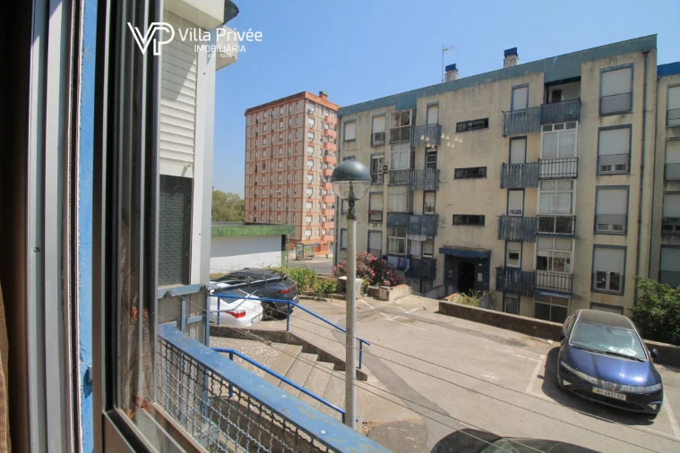 Apartamento T2 para Venda em Santo António dos Cavaleiros e Frielas Foto 15