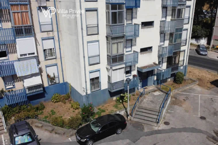 Apartamento T2 para Venda em Santo António dos Cavaleiros e Frielas Foto 28