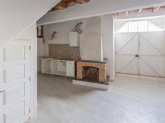 Moradia T3 para Venda em Torres Novas (São Pedro), Lapas e Ribeira Branca Foto 2