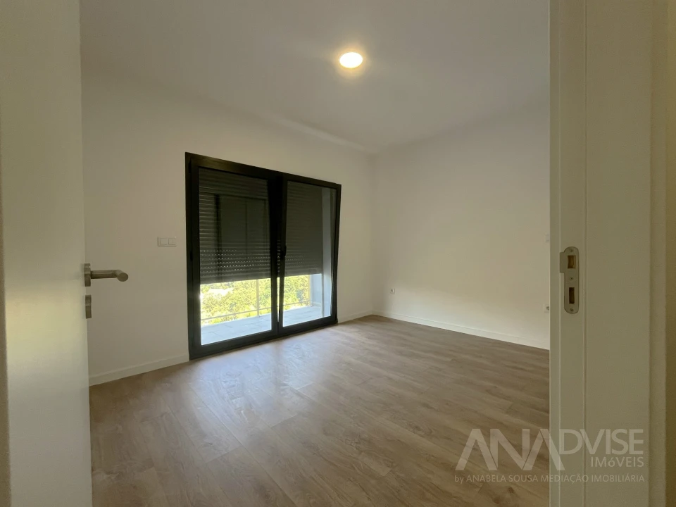 Apartamento T1 para Venda em Viseu Foto 2