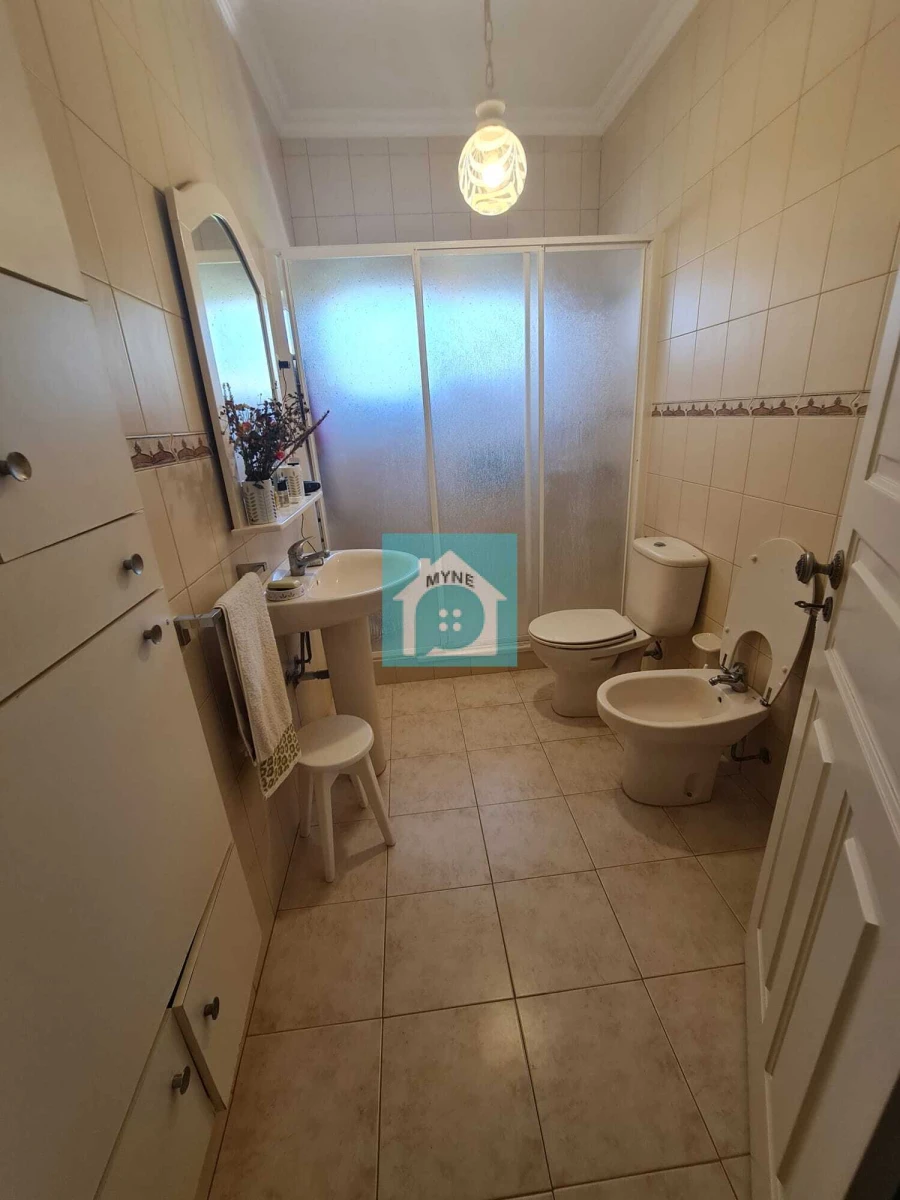 Moradia T5 para Venda em Santa Catarina Foto 12