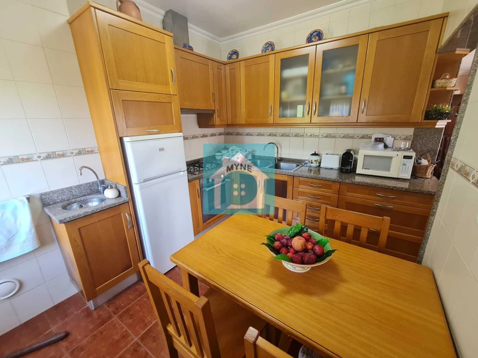 Moradia T5 para Venda em Santa Catarina Foto 3