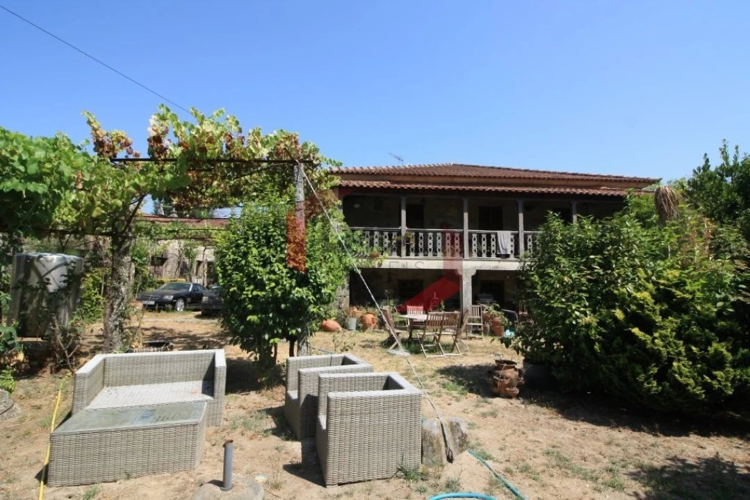 Quinta T6 para Venda em Couto Foto 19