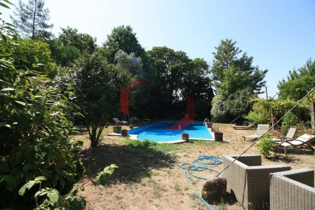 Quinta T6 para Venda em Couto Foto 17