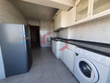 Apartamento T3 para Venda em Oliveira do Douro