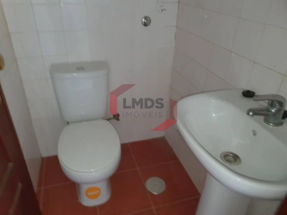 Apartamento T3 para Venda em Oliveira do Douro Foto 11