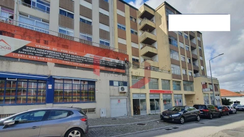 Apartamento T3 para Venda em Santa Marinha e São Pedro da Afurada