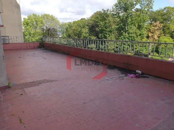 Apartamento T3 para Venda em Santa Marinha e São Pedro da Afurada Foto 2