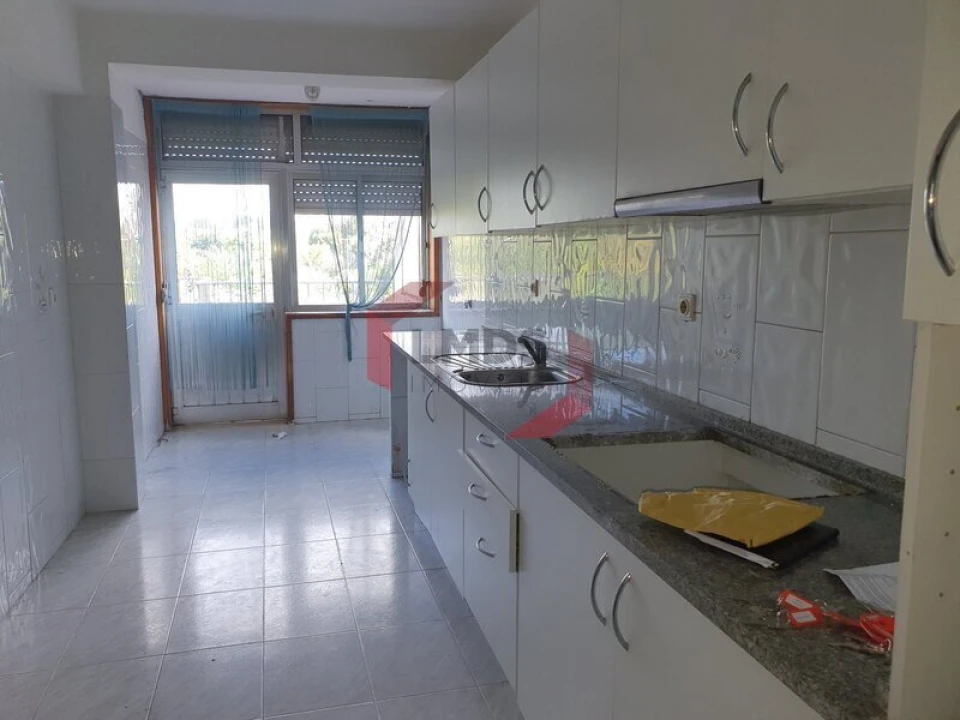 Apartamento T3 para Venda em Santa Marinha e São Pedro da Afurada Foto 7