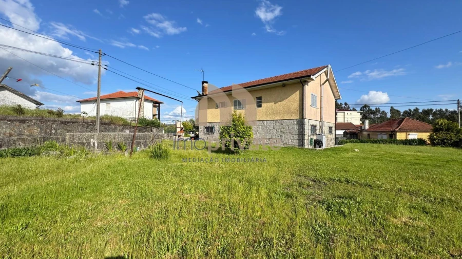 Moradia T4 para Venda em Lustosa e Barrosas (Santo Estêvão) Foto 4