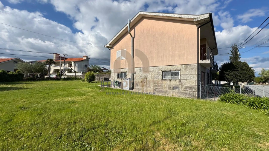 Moradia T4 para Venda em Lustosa e Barrosas (Santo Estêvão) Foto 7