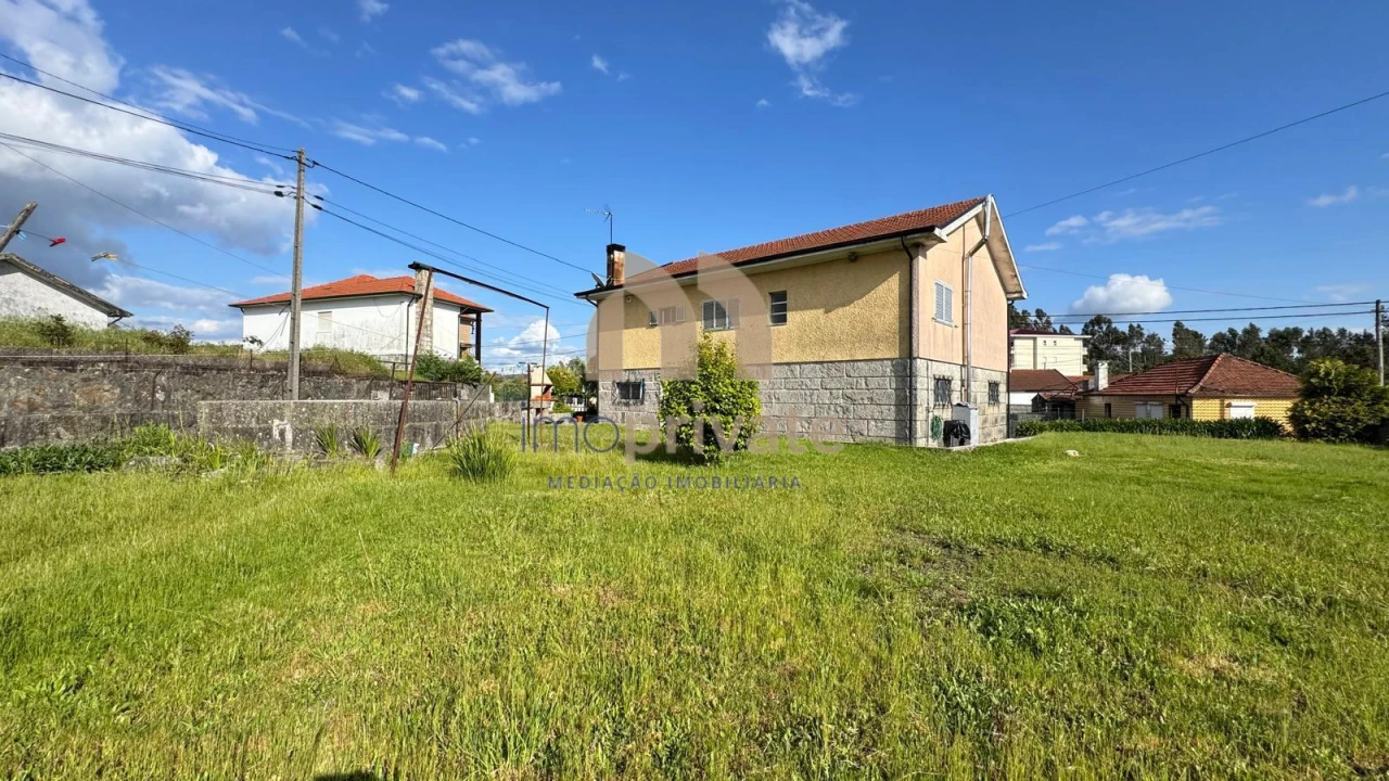 Moradia T4 para Venda em Lustosa e Barrosas (Santo Estêvão) Foto 4