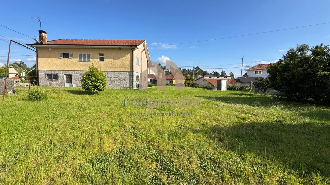 Moradia T4 para Venda em Lustosa e Barrosas (Santo Estêvão) Foto 5