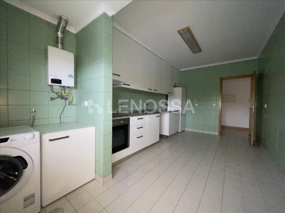 Apartamento T3 para Venda em Santa Maria da Feira, Travanca, Sanfins e Espargo Foto 9