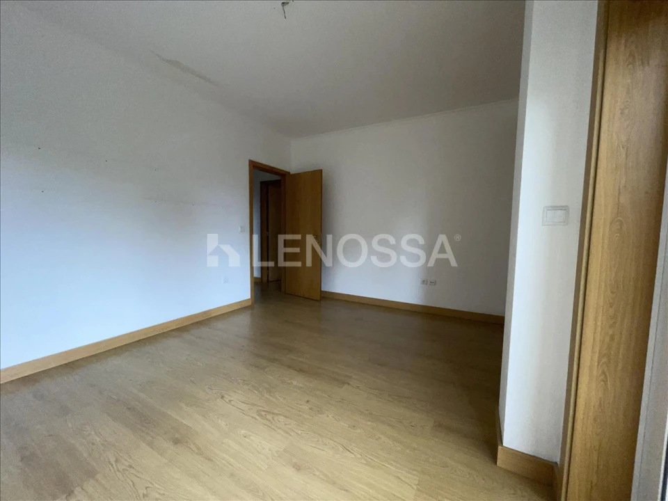 Apartamento T3 para Venda em Santa Maria da Feira, Travanca, Sanfins e Espargo Foto 16