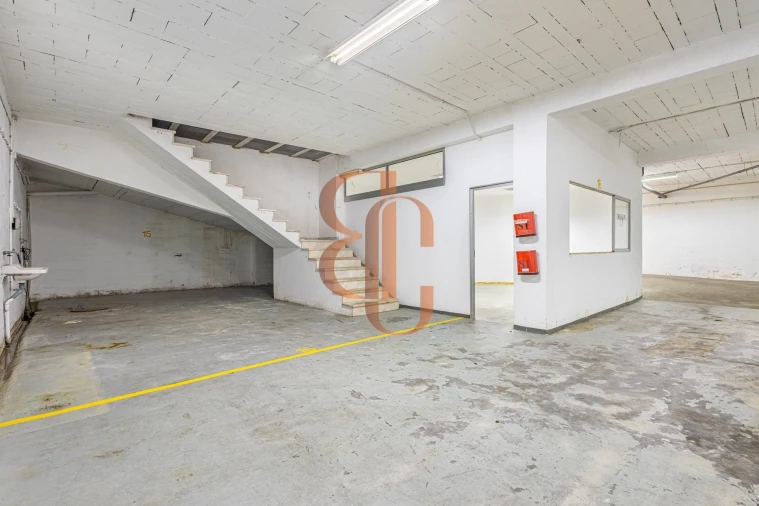 Garagem para Venda em Almeirim Foto 10