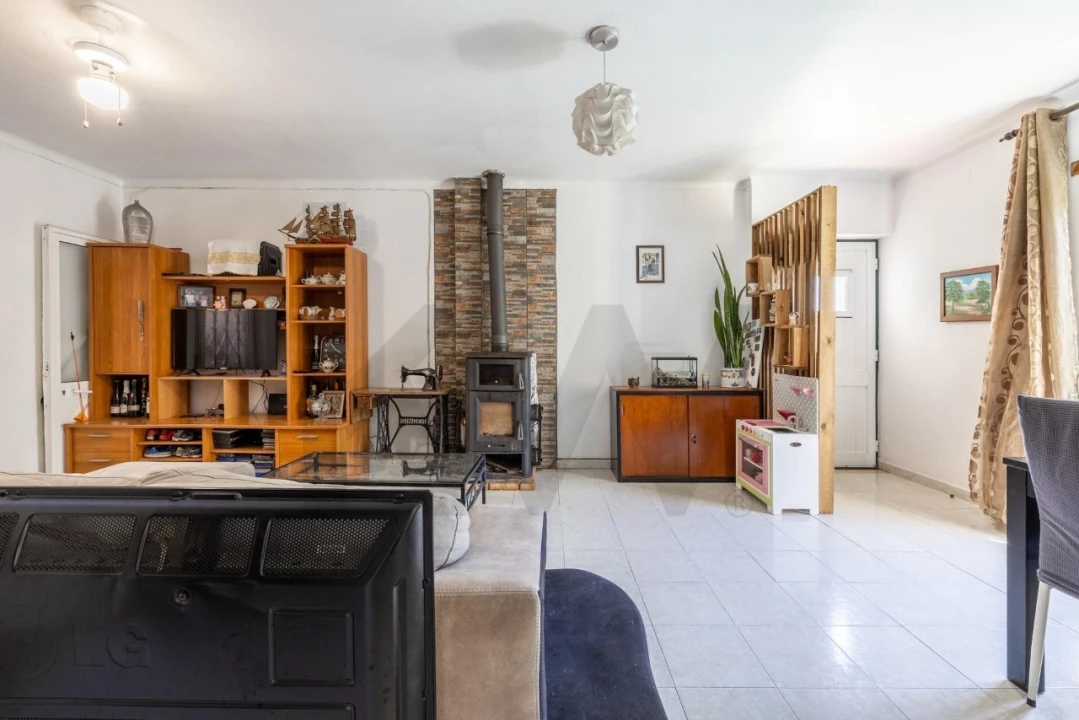 Moradia T3 para Venda em Batalha Foto 3