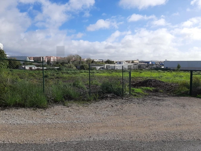 Terreno para Venda em Agualva e Mira-Sintra Foto 6
