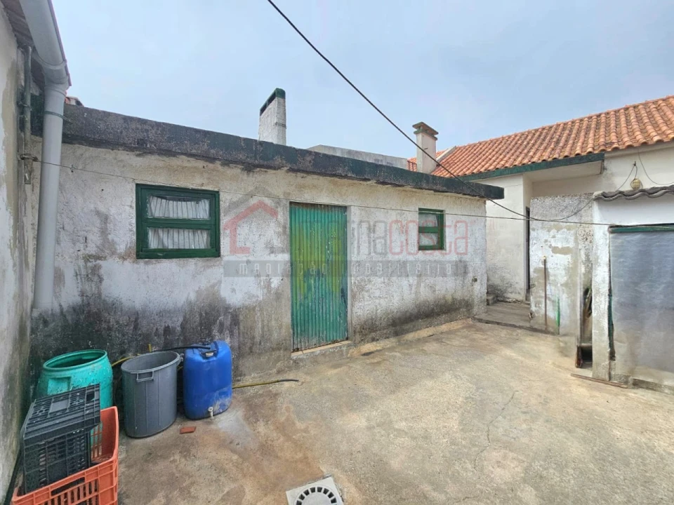 Moradia T2 para Venda em Atouguia da Baleia Foto 21