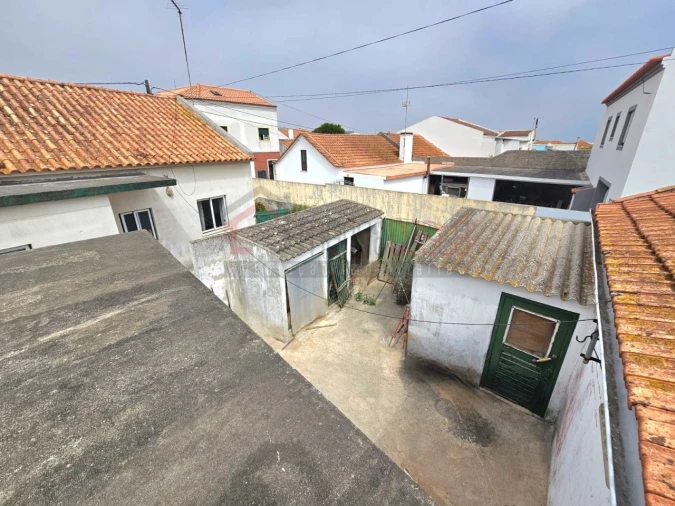 Moradia T2 para Venda em Atouguia da Baleia Foto 18