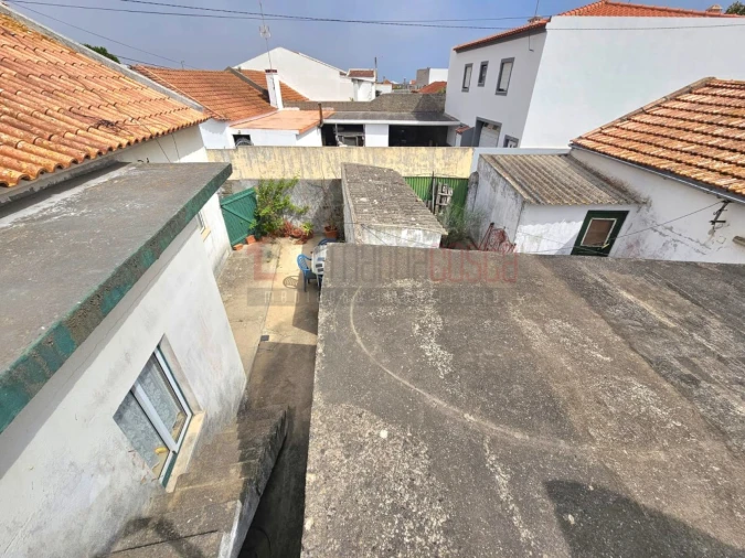 Moradia T2 para Venda em Atouguia da Baleia Foto 20