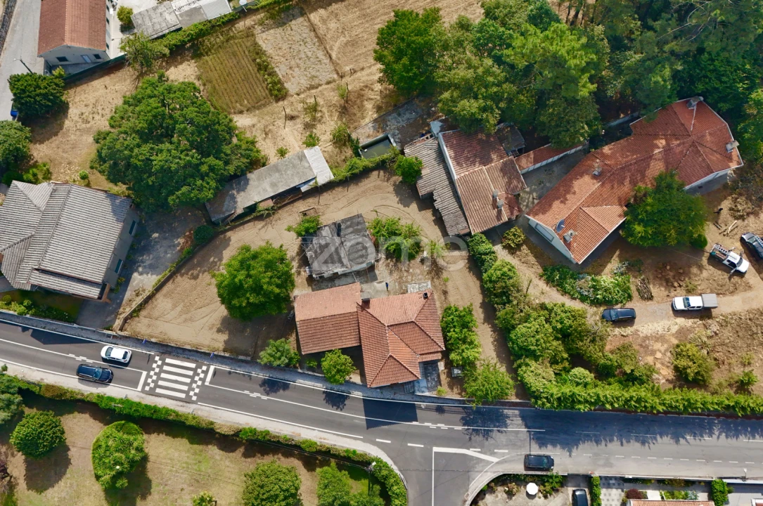 Moradia T1 para Venda em Areias, Sequeirô, Lama e Palmeira Foto 13