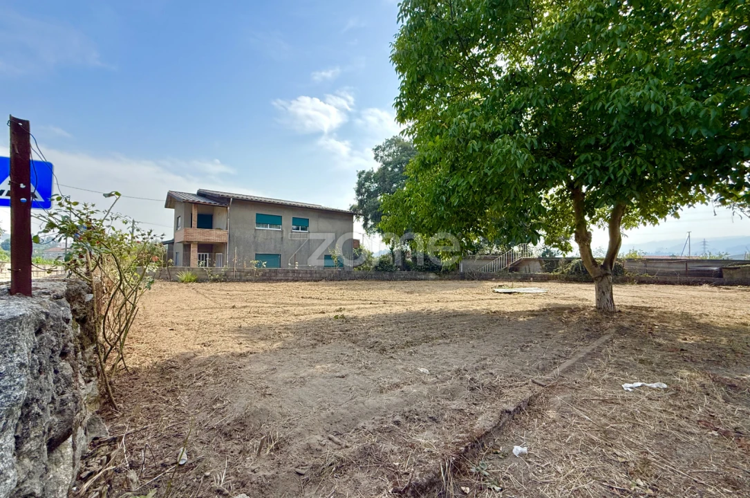 Moradia T1 para Venda em Areias, Sequeirô, Lama e Palmeira Foto 6