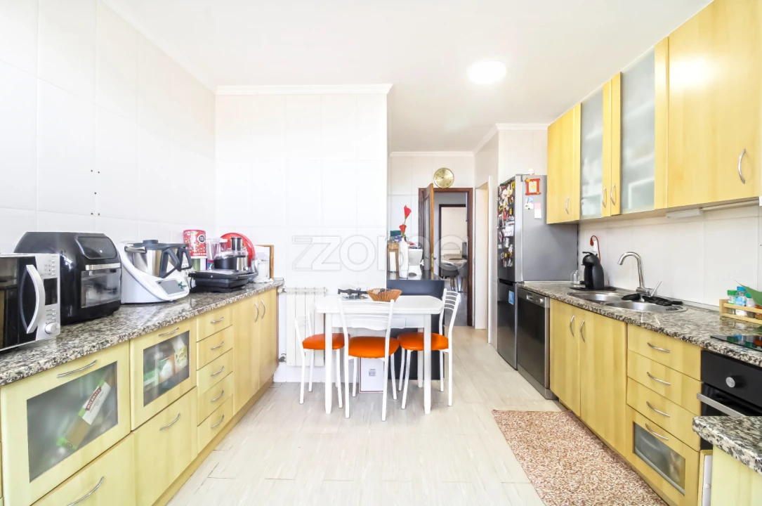 Apartamento T3 para Venda em Labruge Foto 9